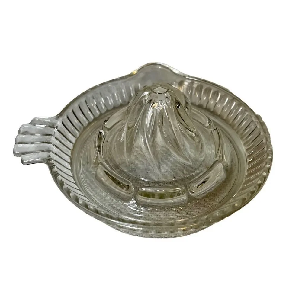 Vintage Clear Glass Hand Juicer Reamer With Lip And Handle Rib Design